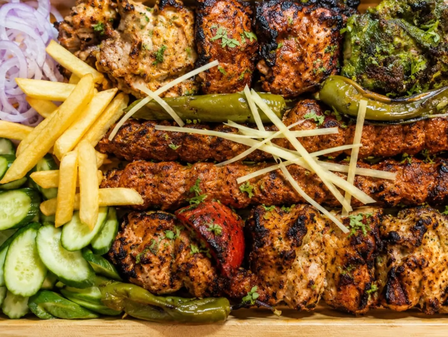 مشاوي مختلطة نصف مع بوري