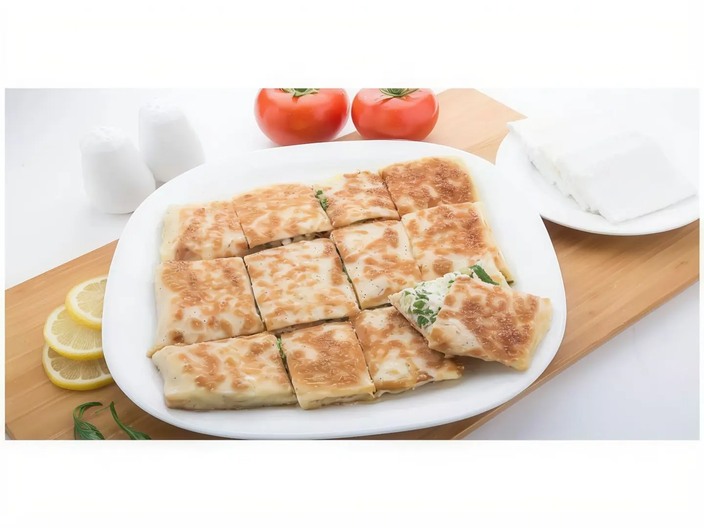 مطبق جبنة مالح