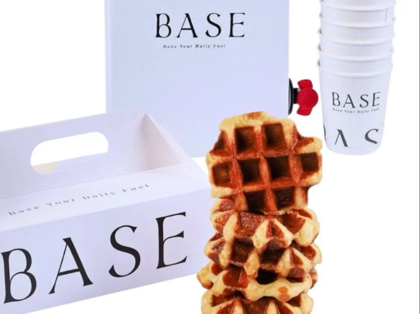 بوكس الجمعات بوكس قهوة 2 لتر مع بوكس وافل كلاسيكي