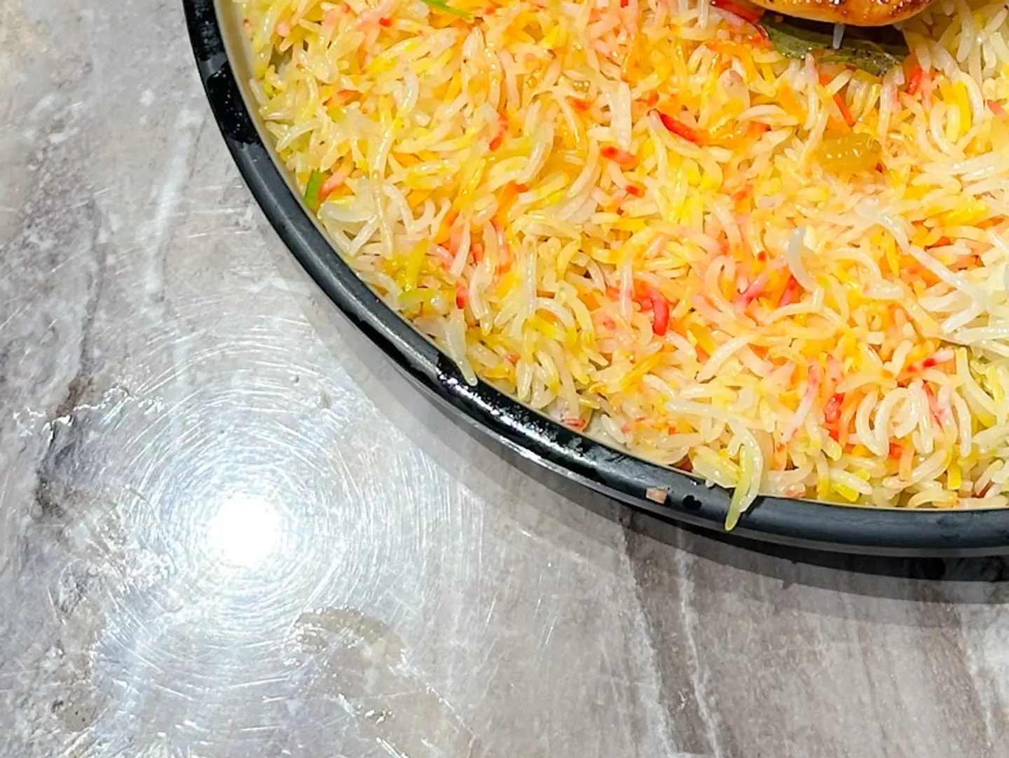 نفر رز اوزي