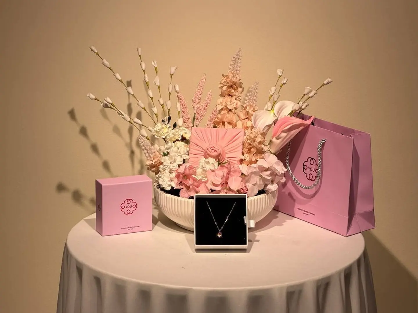 Vase Of Purity And Vitality Mix