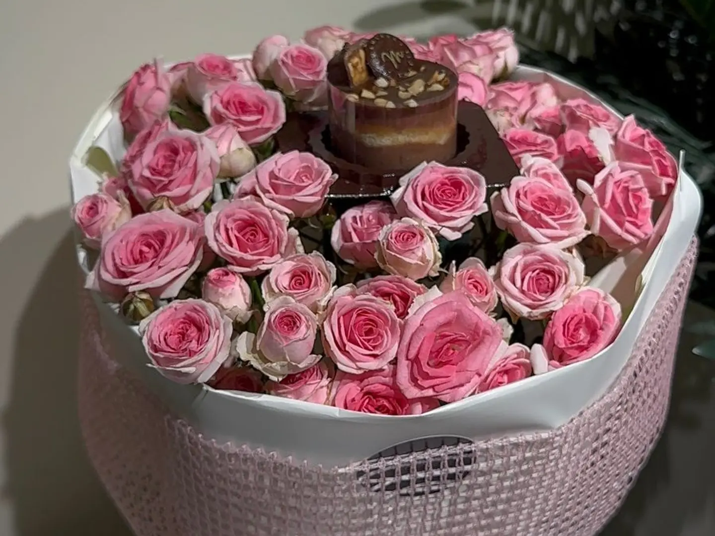 Pink Harmony Bouquet With Chocolate Mini Cake