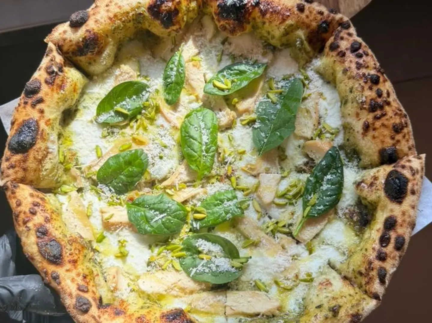 بيتزا بيستو