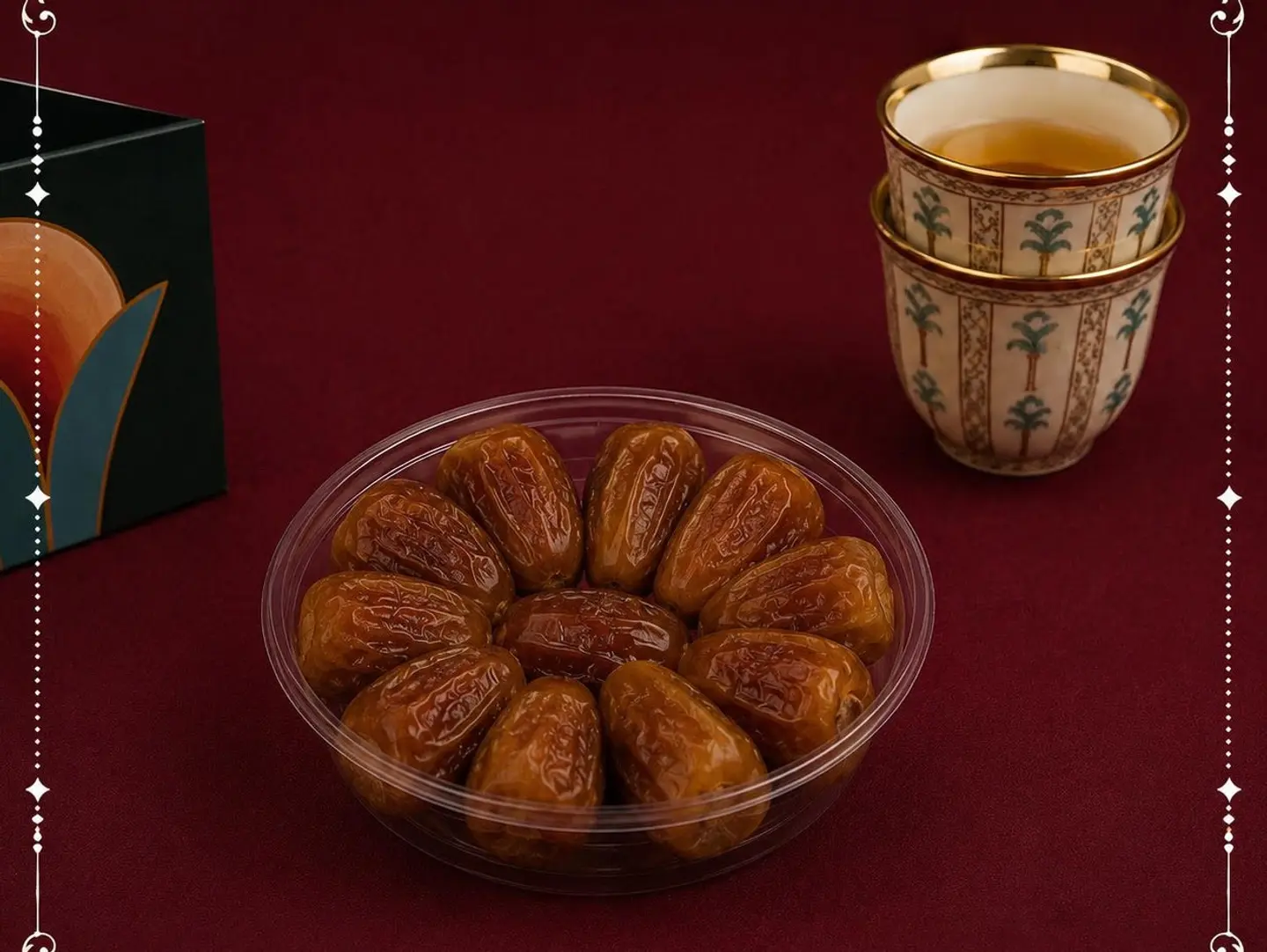 Small Dates Box