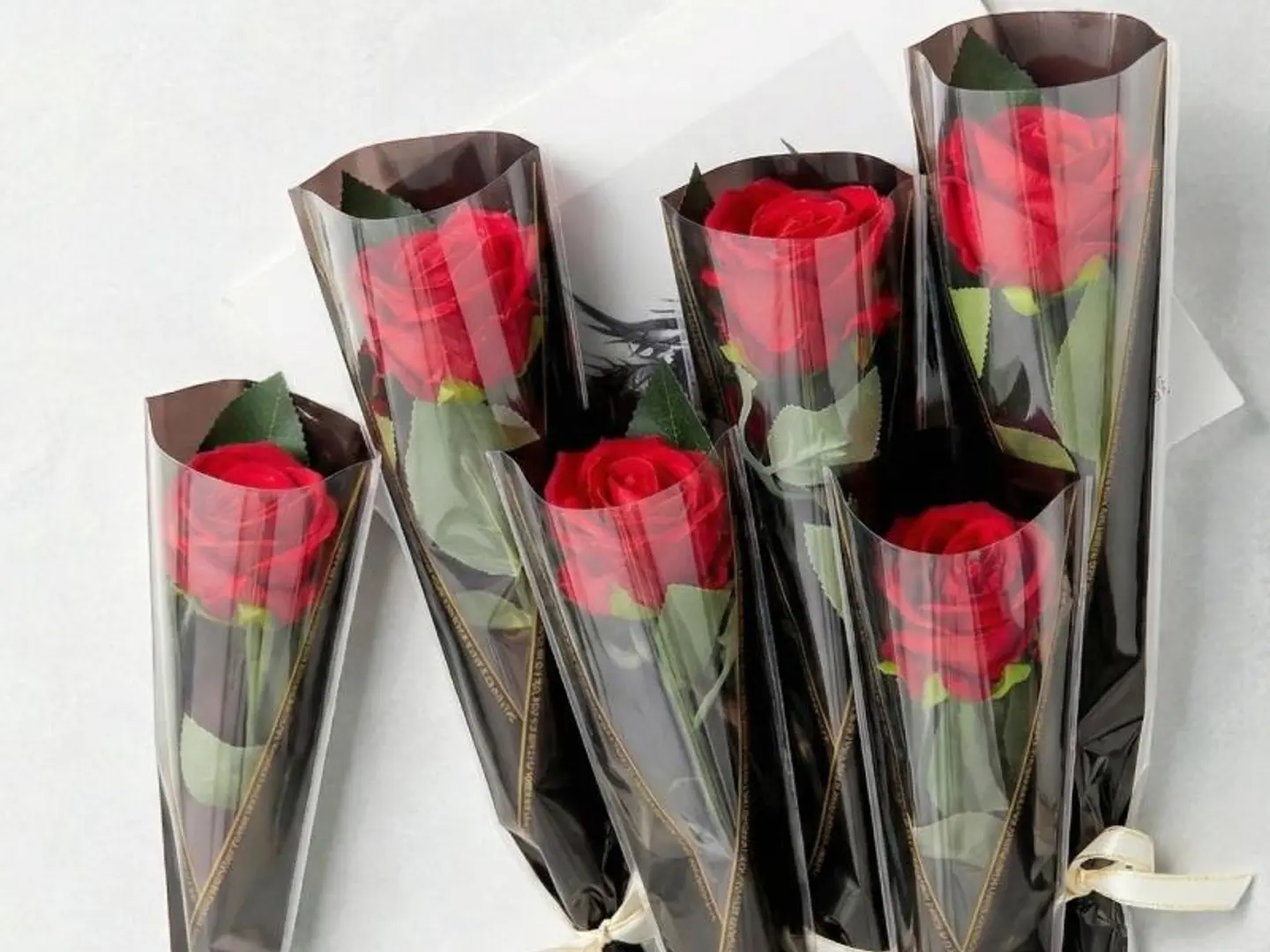 توزيعات ورد احمر