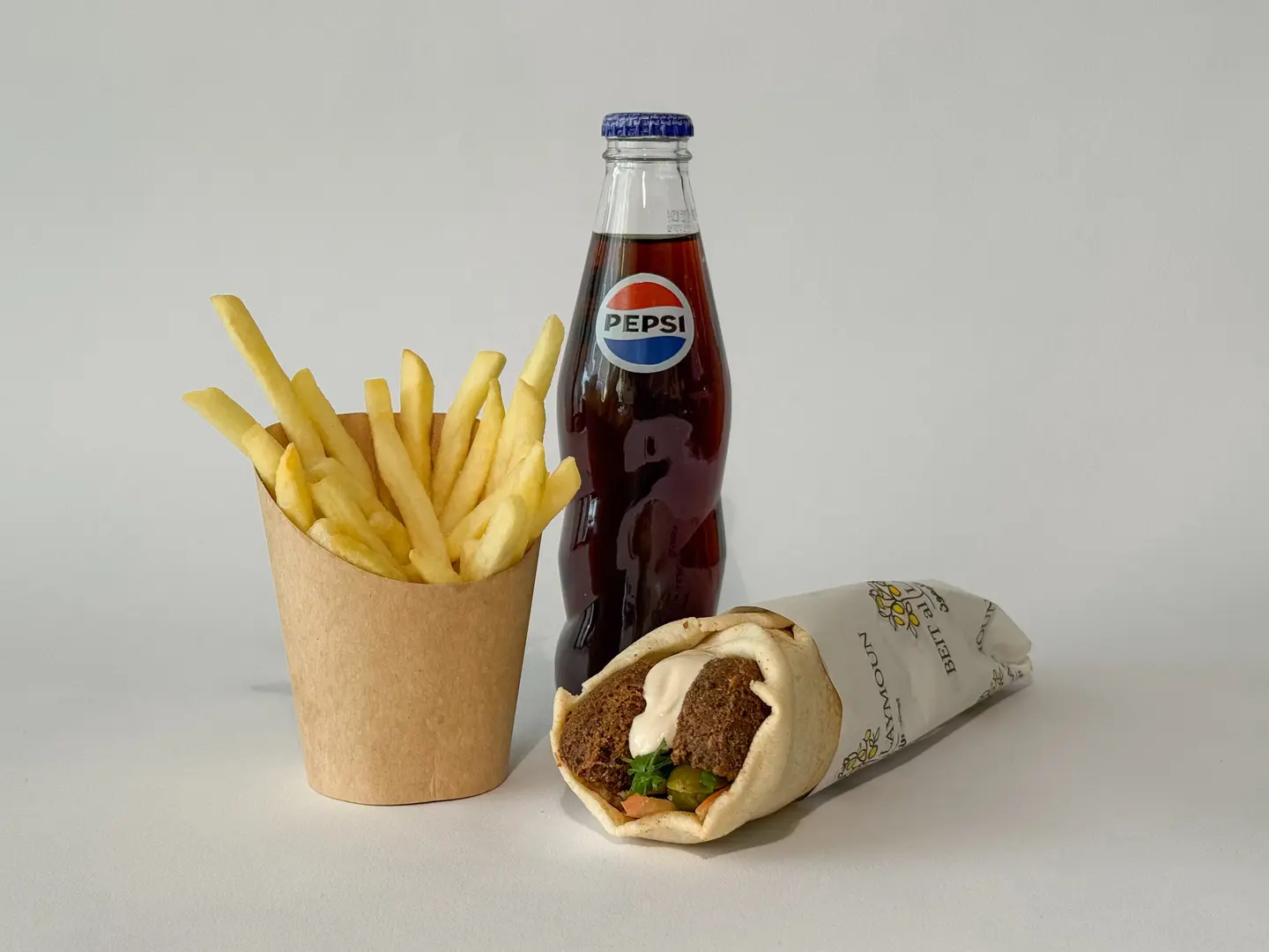 وجبة ساندوتش فلافل