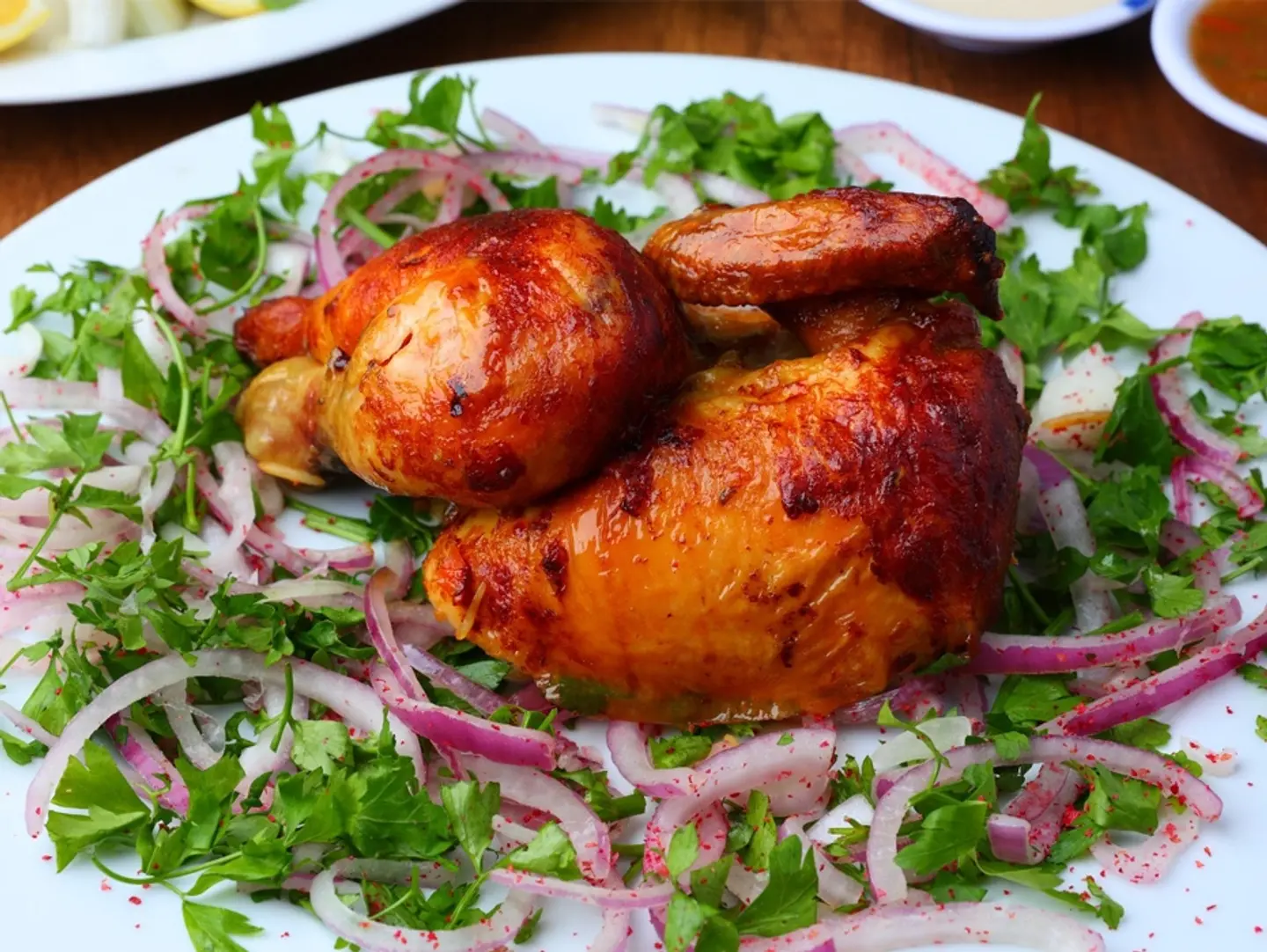 نصف دجاج شوايه مع الرز