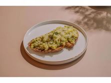 باراليا مع البيض