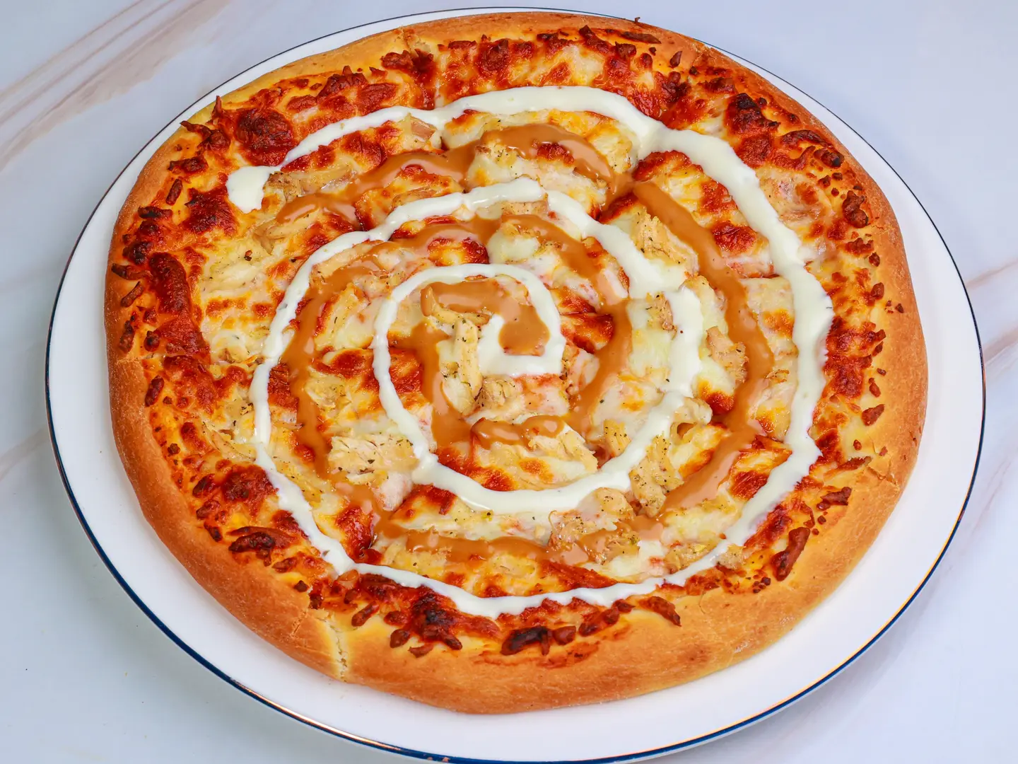 بيتزا ديناميت دجاج