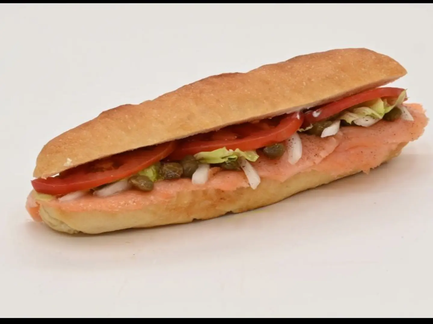 ساندويش سالمون مدخن