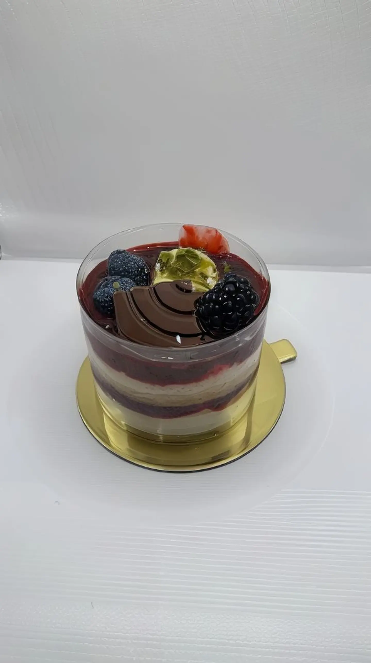 قطه مدور توت اسود