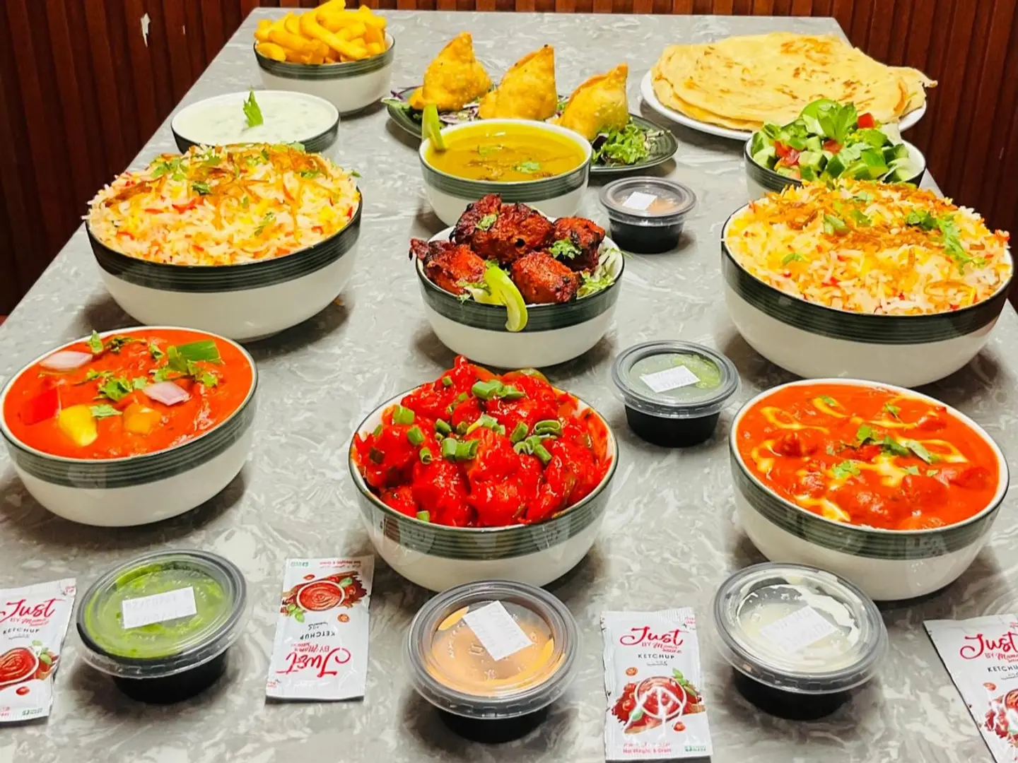 عرض العائله