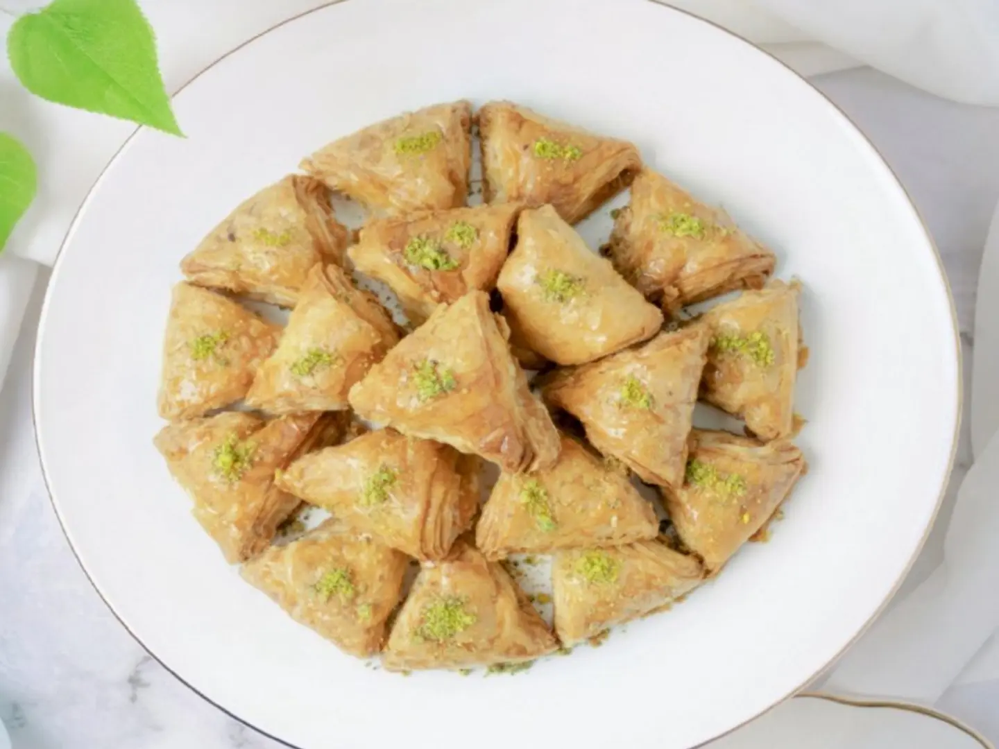 طبق كيلو وربات بالقشطة