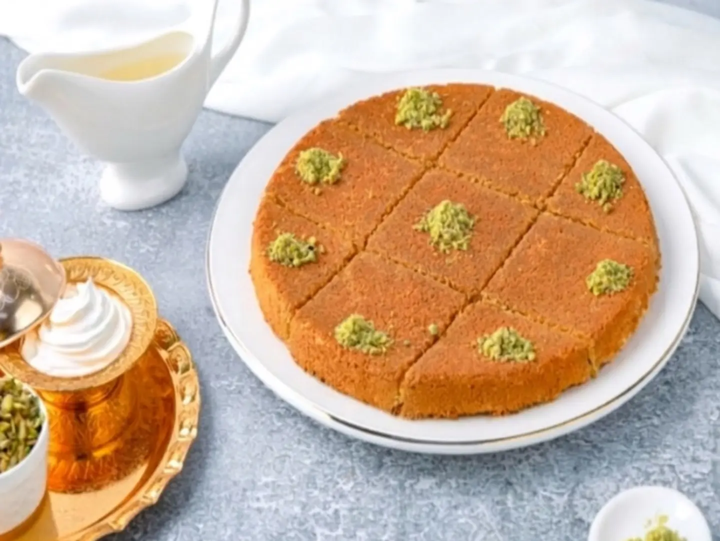 طبق نصف كيلو كنافة بالقشطة