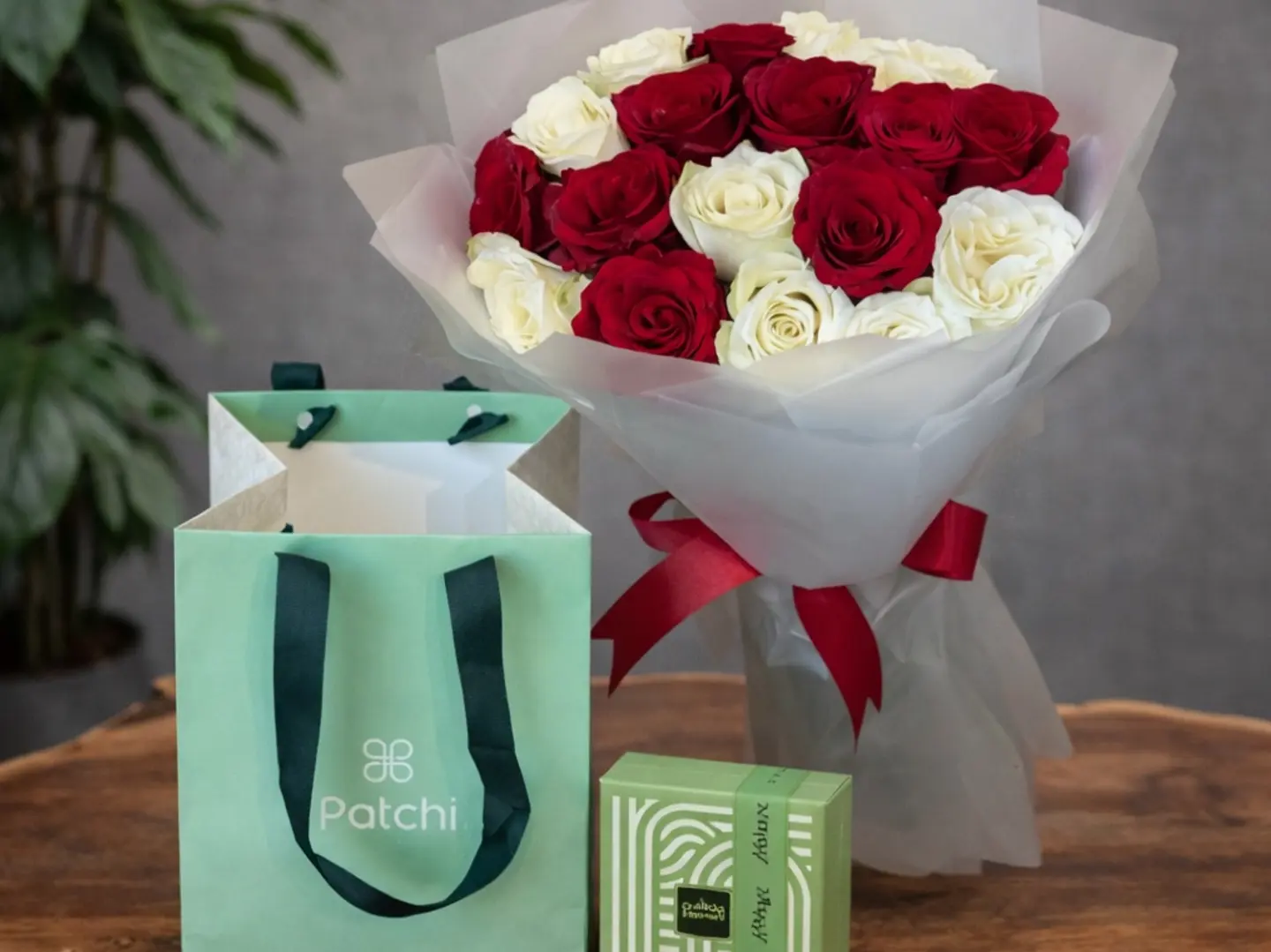 تنسيق ورد مع شوكلاتة باتشي 11