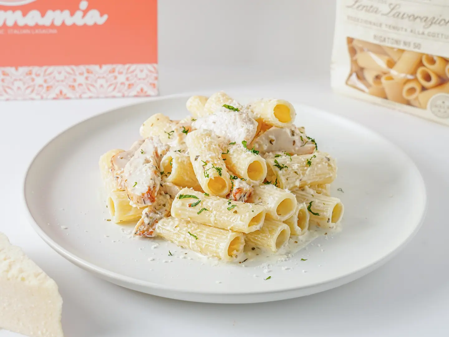 Rigatoni Chicken Alfredo