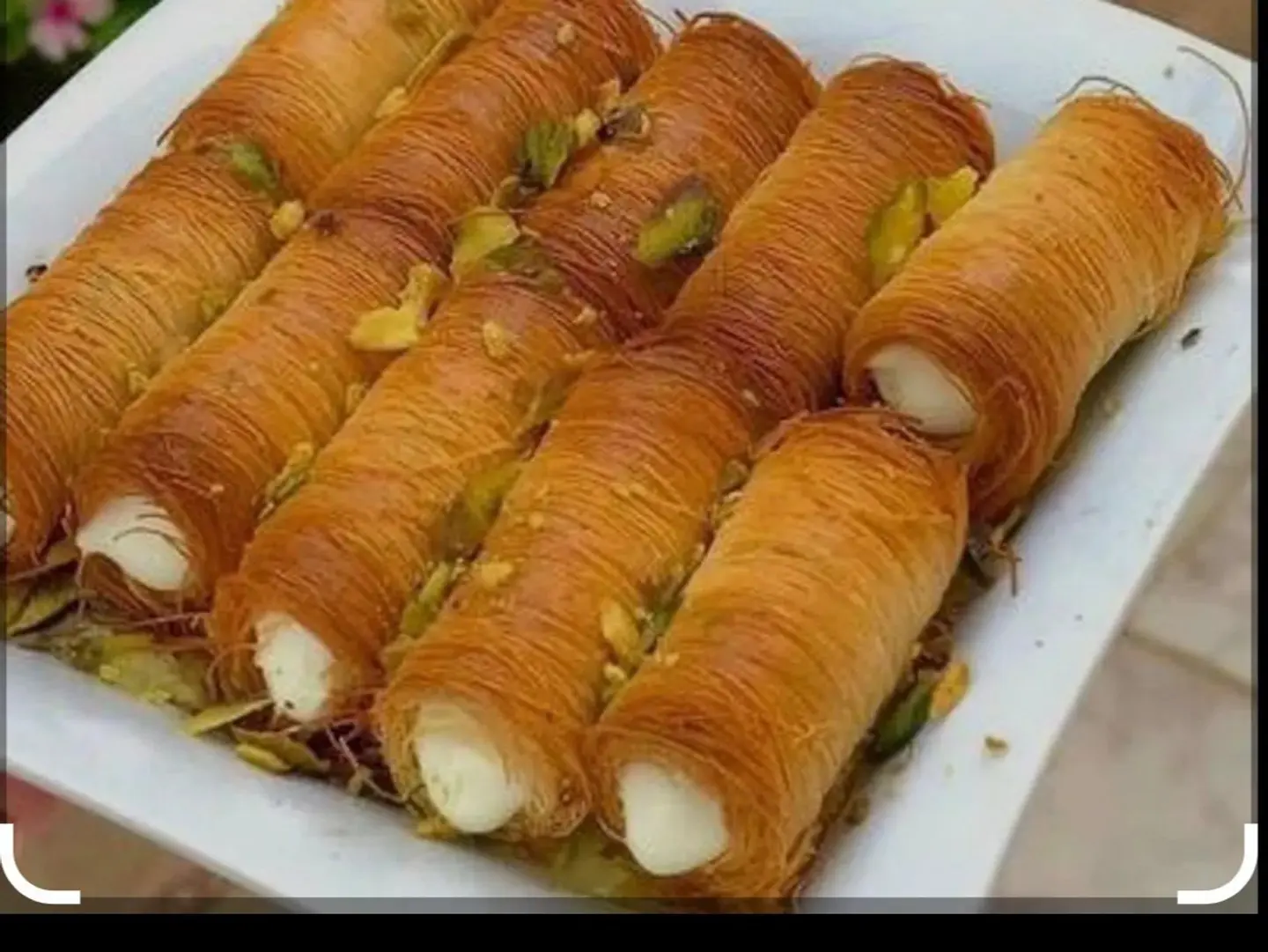 Kunafa Roll - Large