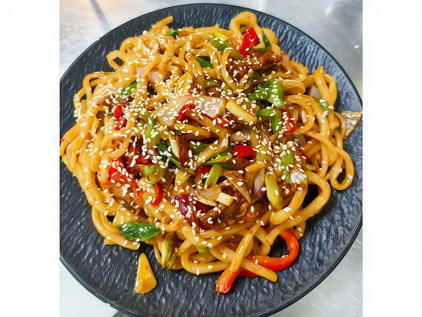 Dry Stir Fried Noodles Beef