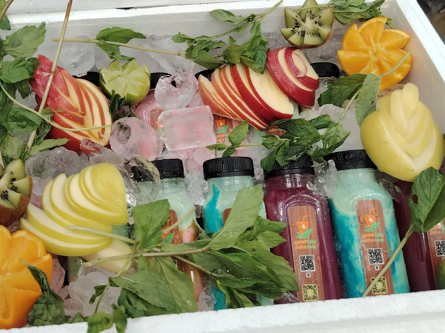 Small Darai Box Consisting Of 10 200ml Cans