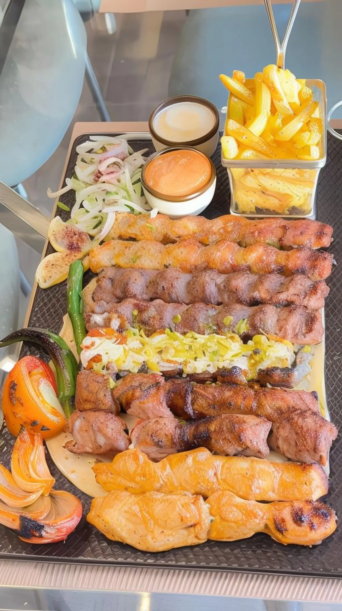 مشكل مشاوي كبير دجاج