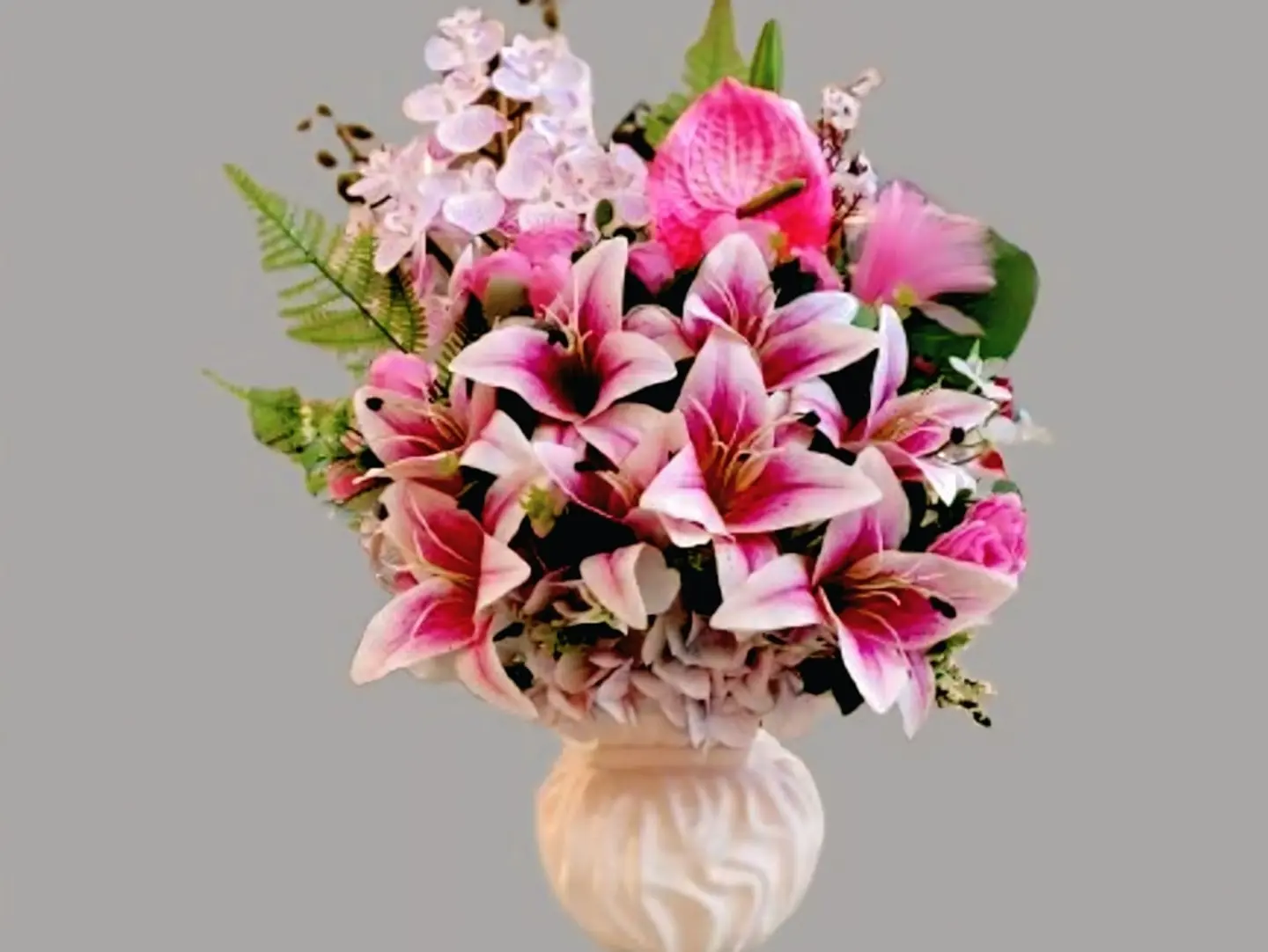 Artificial Super Vase