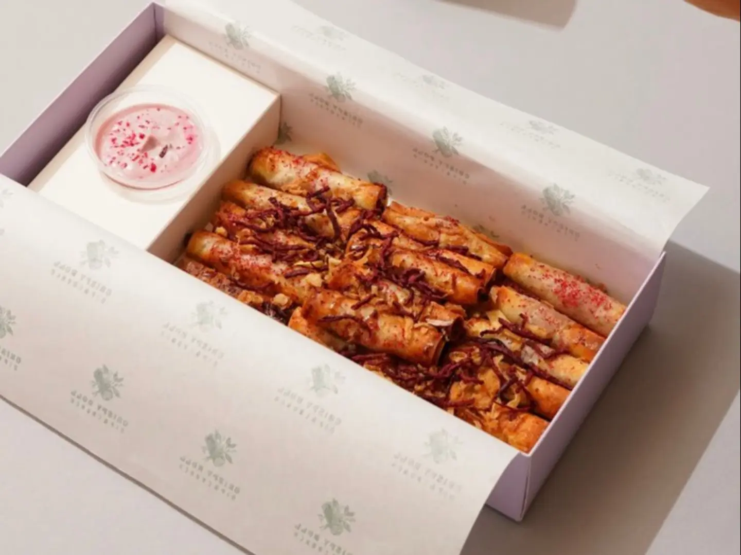 Spinach Musakhan Rolls - 10 Pieces