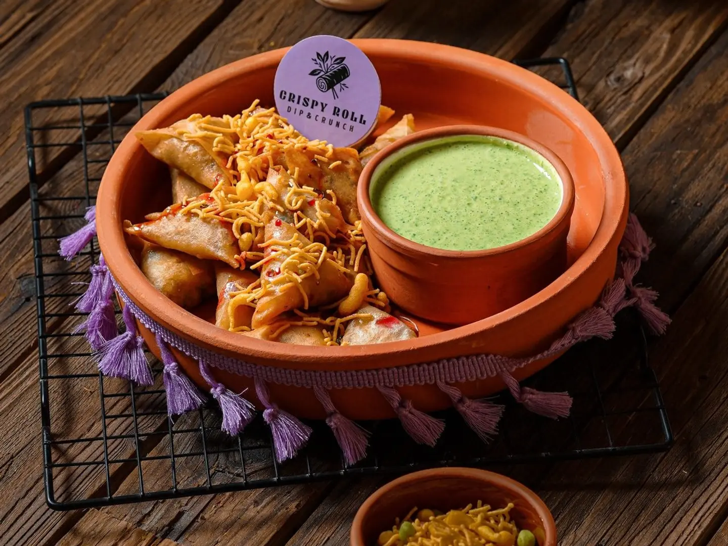 Vegetable & Potato Samosa - 25 Pieces