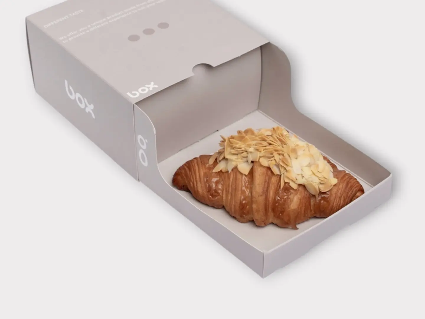 كرواسون اللوز