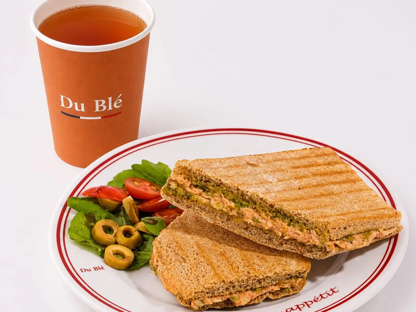 تونة سبايسي مع شاي