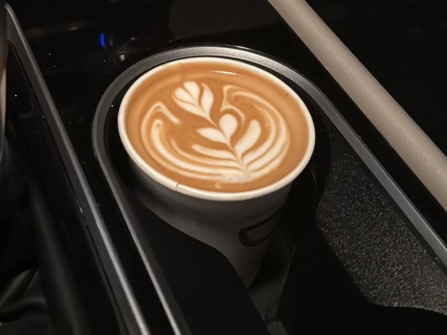 فلات وايت - لاتيه - كابتشينو