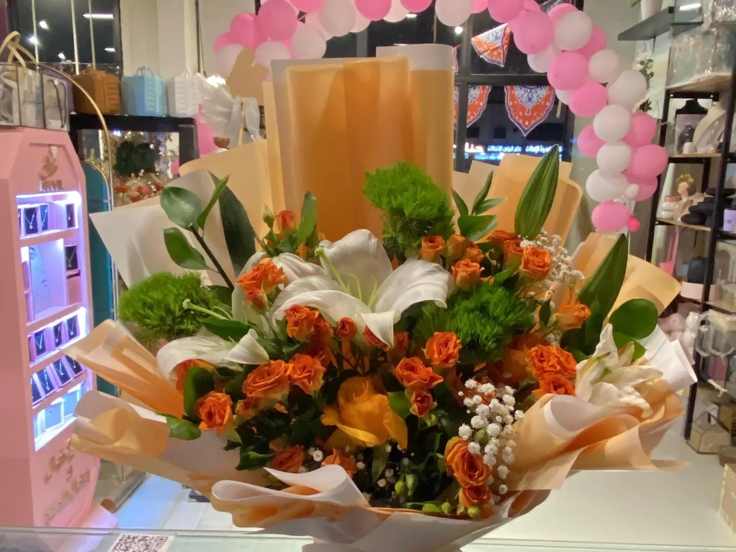 Orange Bouquet With Casa Blanca