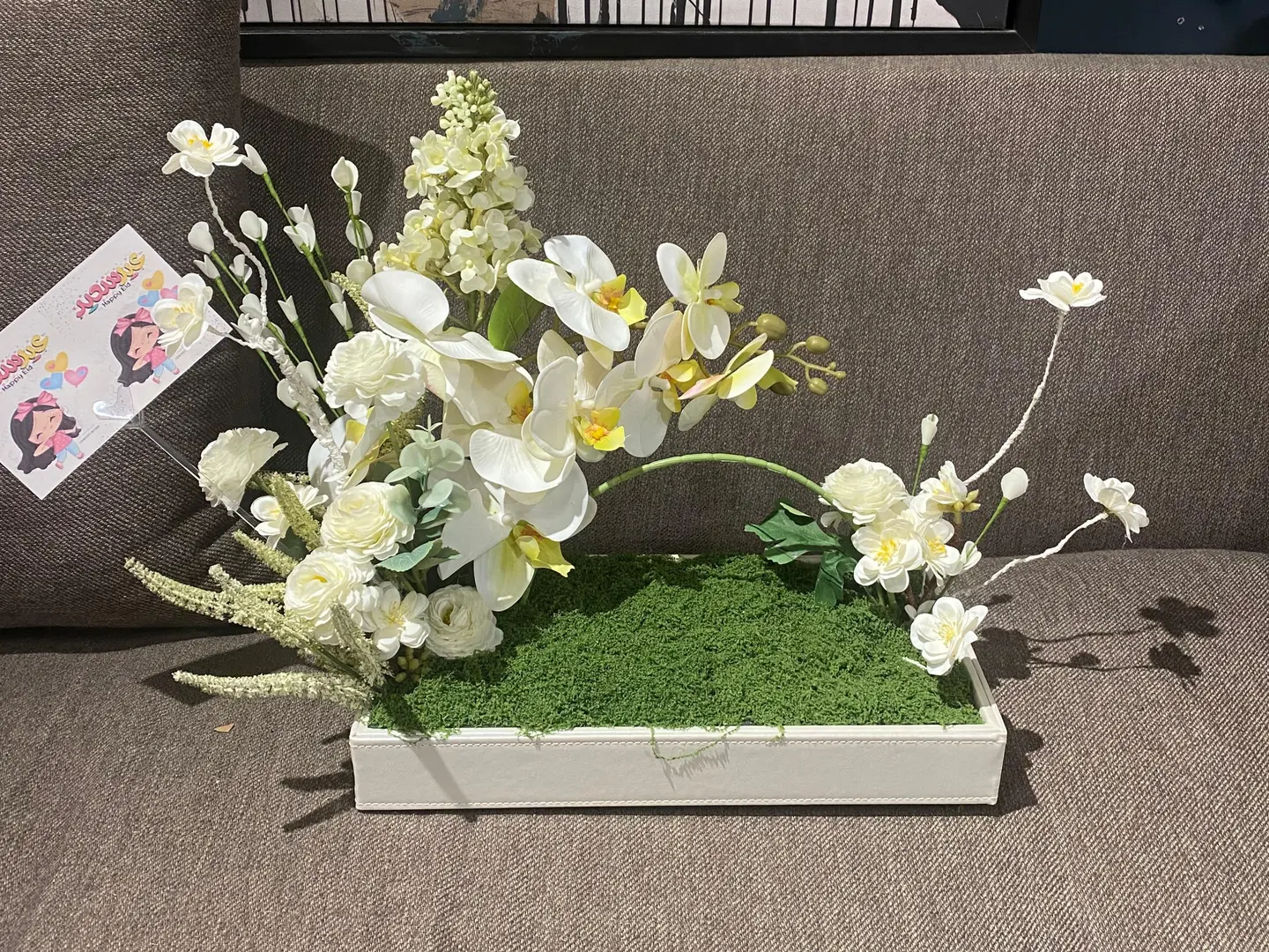 Box With Eid's Popular Roses