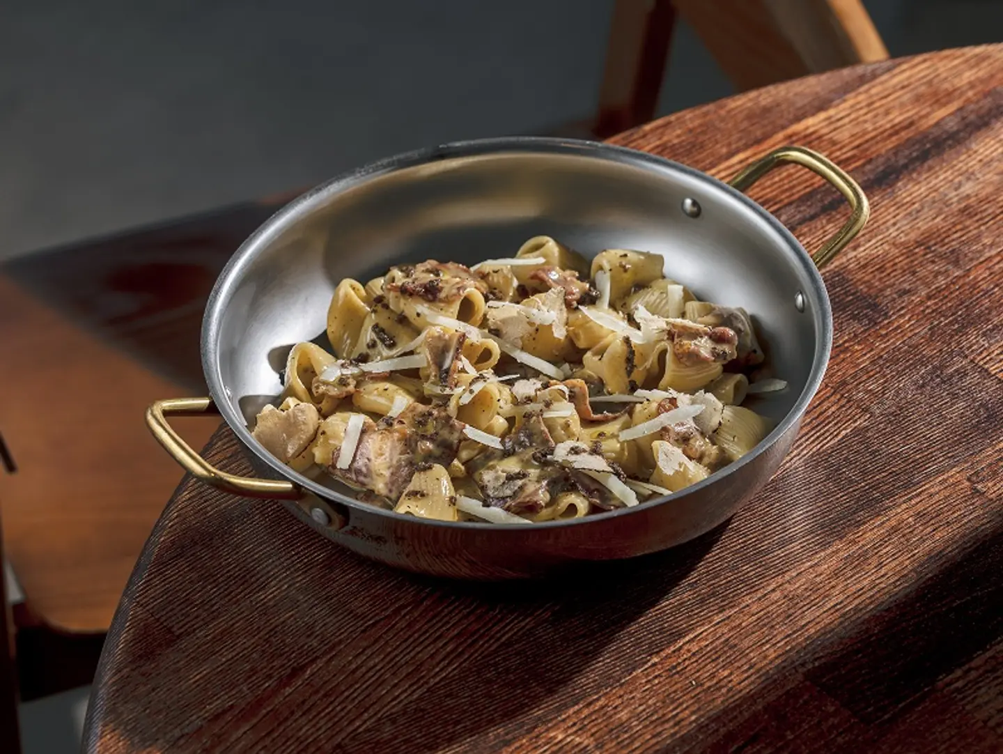 Fresh Black Truffle Carbonara