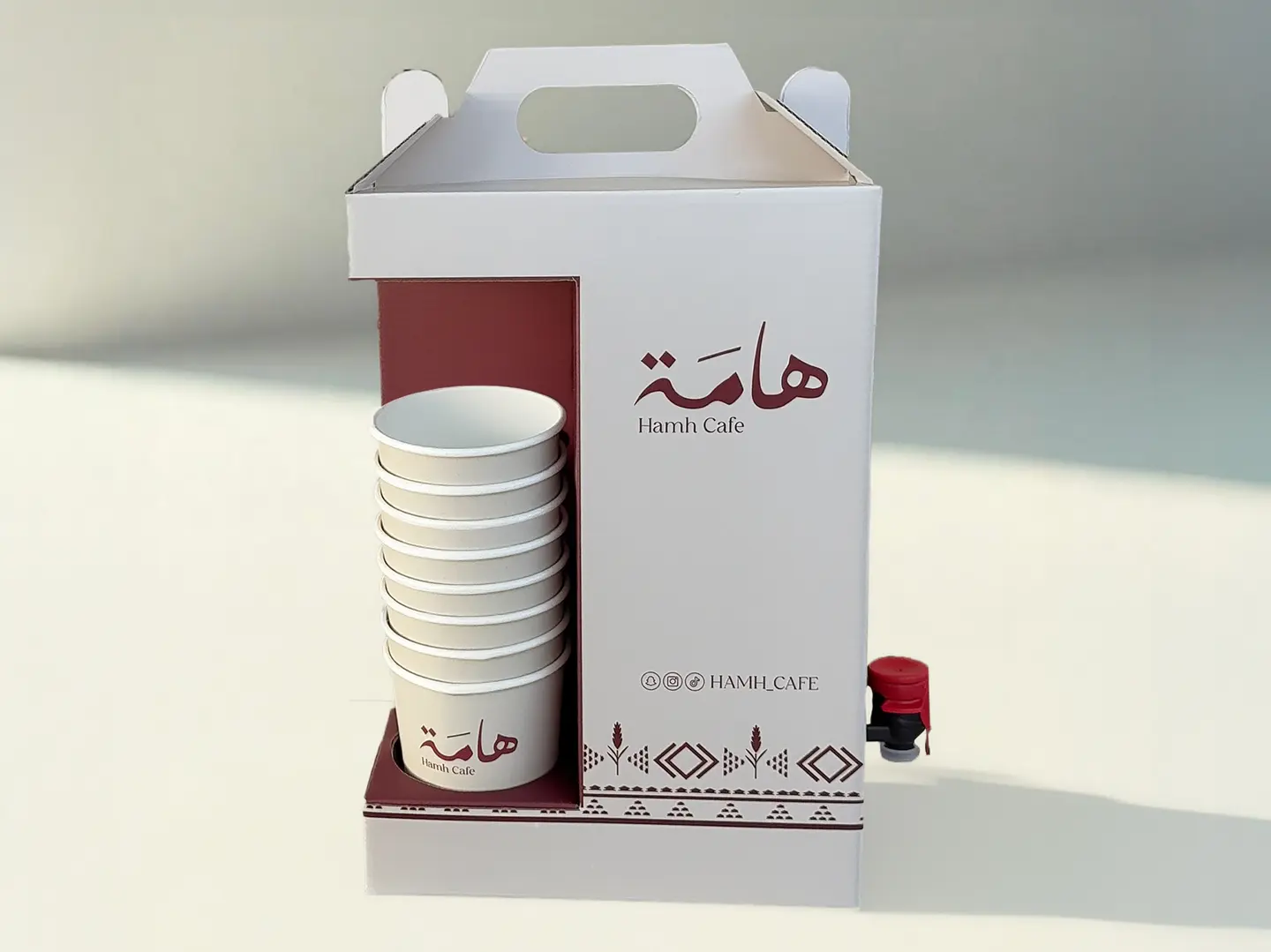 بوكس قهوة ساخنة ١،٥ لتر ٨ اكواب