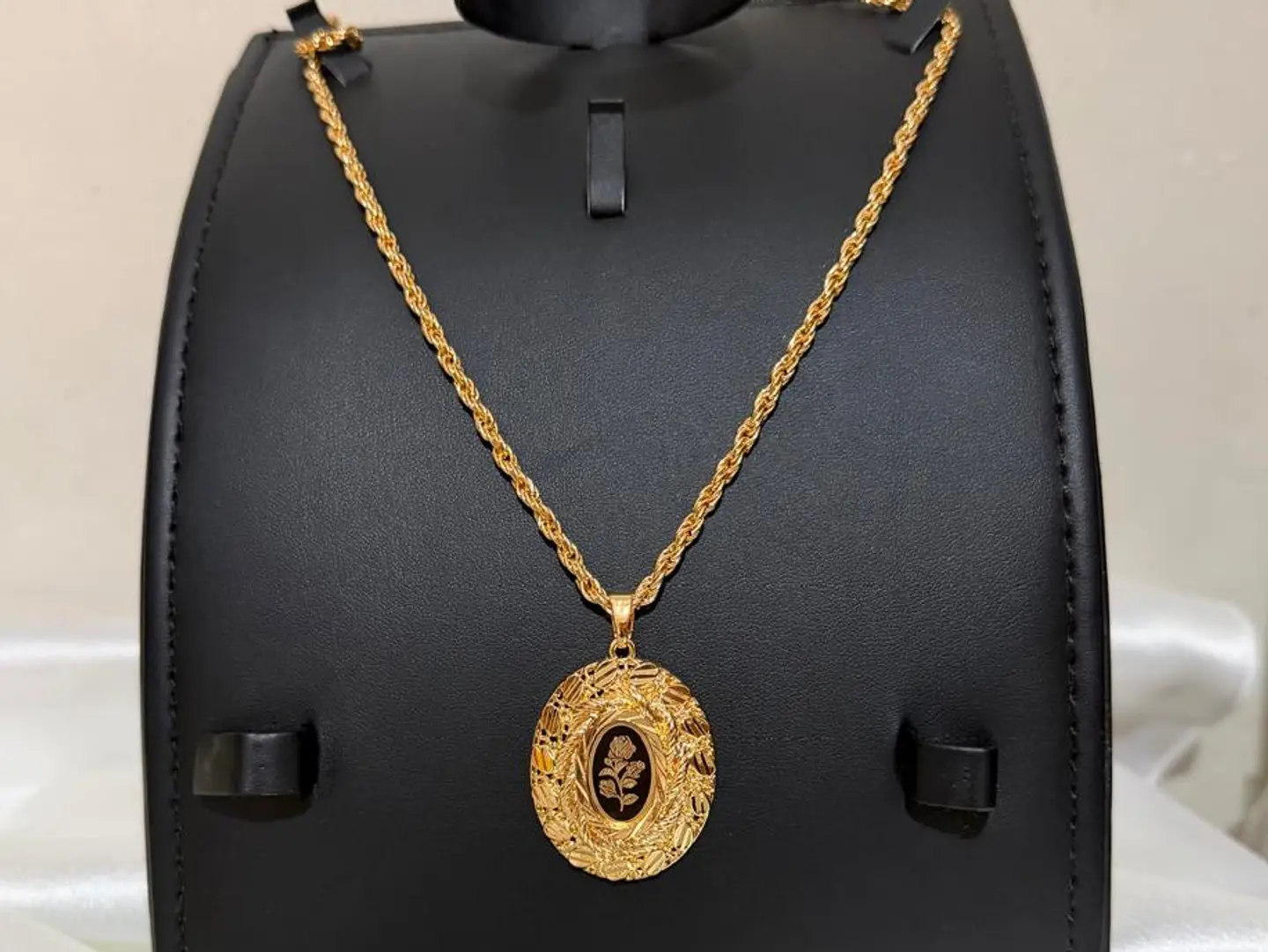 Painted Necklace