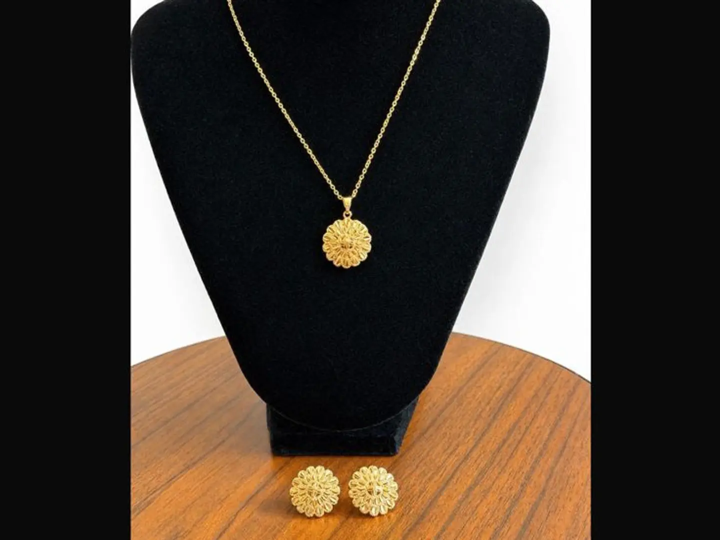 Classic Gold Plated Gold Rose Set