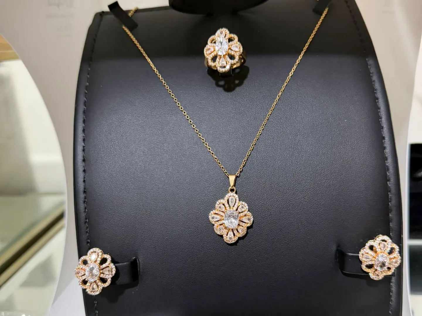 طقم لمسة فخامة