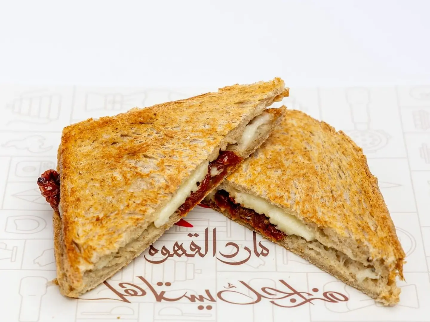 ساندويتش ساوردو بالجبن المشوي