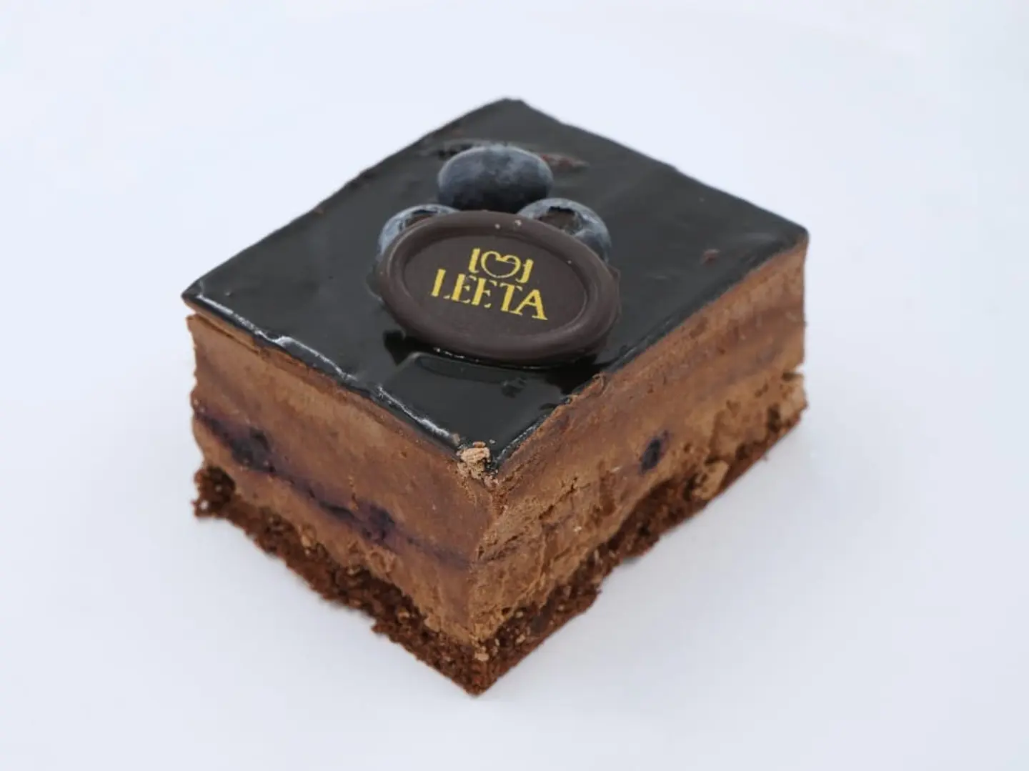 قطع التشوكلت كيك