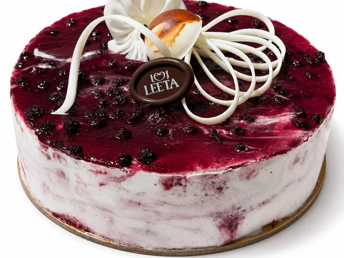Cold Berry Ice Cream Cake