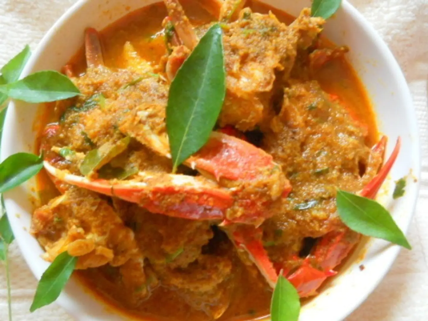 Crab Curry   2 Halves Of Crab