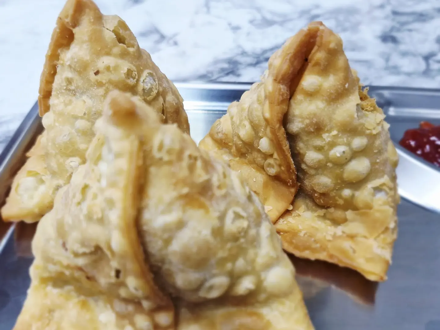 Punjab Samosa With Mint Chutney