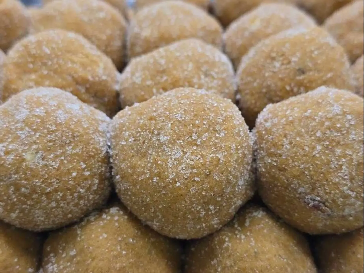 Besan Laddu