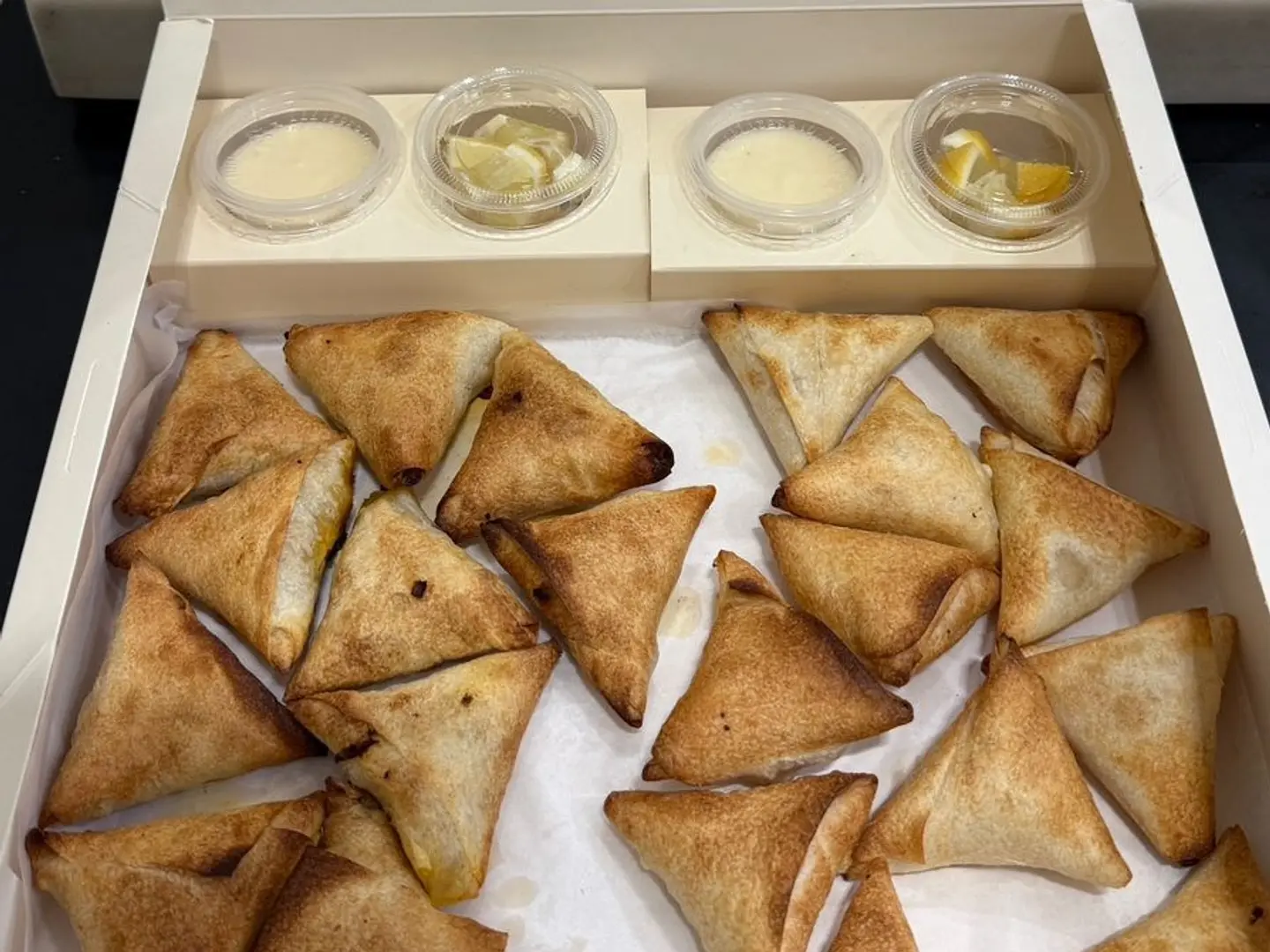 بوكس السمبوسه