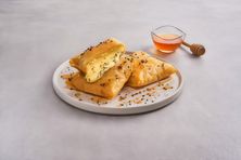 فطيرة جبن تشدر عسل