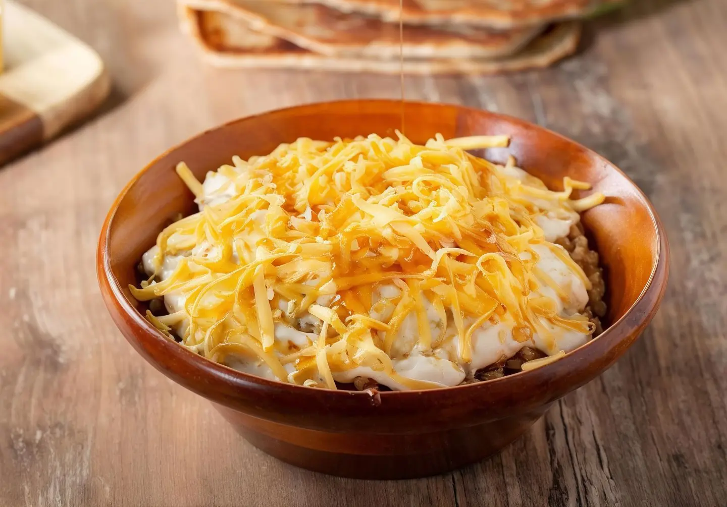 Areekah With Cream, Cheese, And Honey