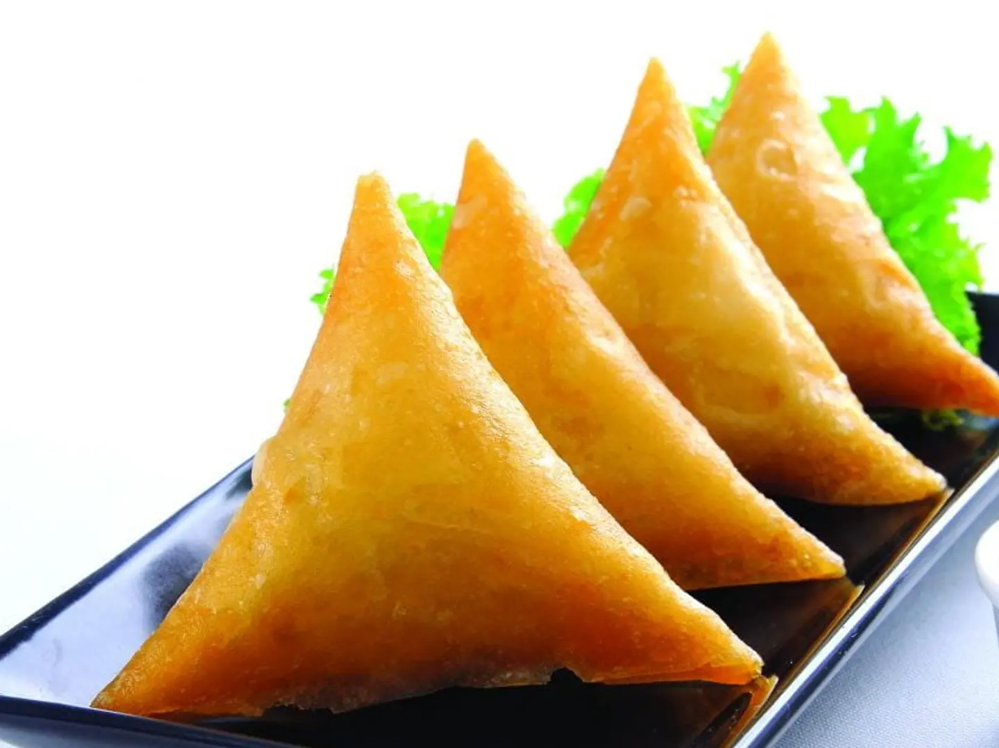 سمبوسة دجاج (5 حبات)