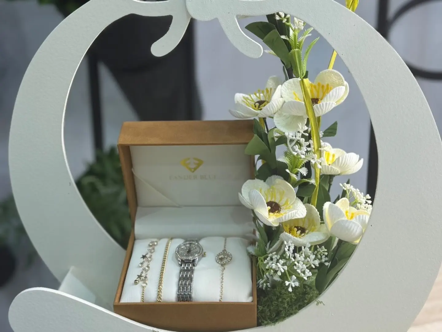 تنسيق ساعه فاندرا