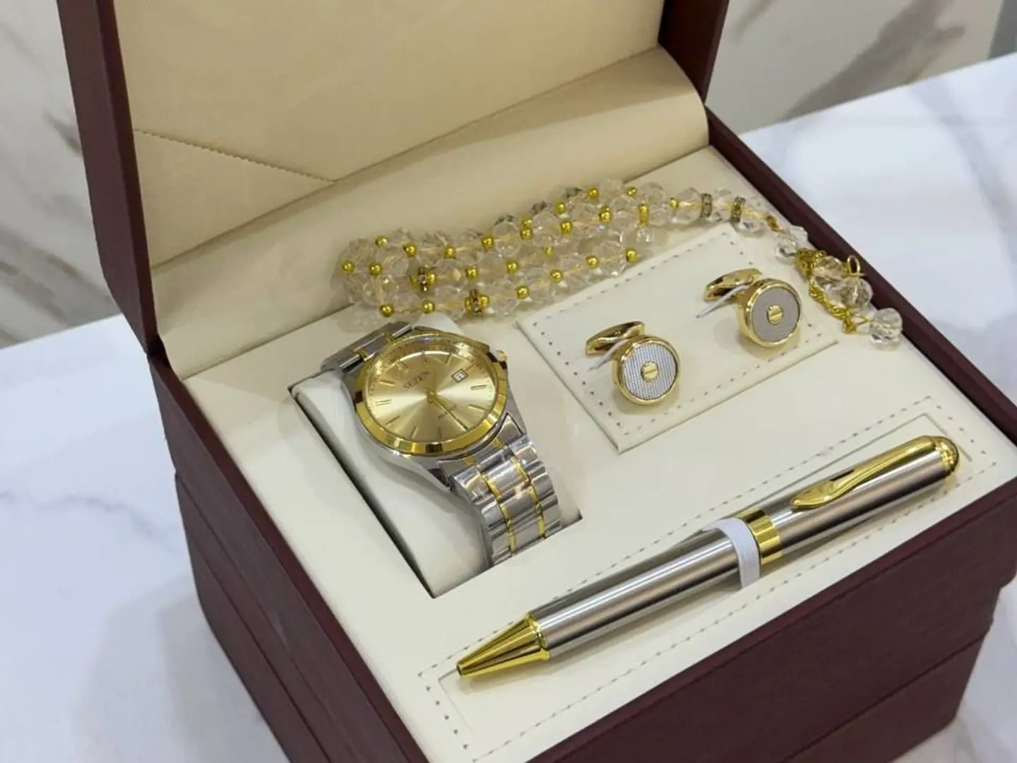 طقم ساعة رجالي سلفر وذهبي