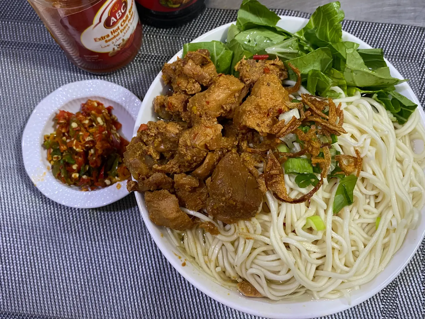 نودلز الدجاج